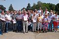 Martinsheims Bürgermeister Rainer Ott, stellvertretender BRK-Kreisvorsitzender Siegfried Müller, Wasserwachts-Kreisvorsitzender Steffen Lechner und Ortsgruppen-Vorsitzender Harald Kammleiter ehrten über 50 Frauen und Männer beim Festakt zum 40-jährigen Bestehen der Ortsgruppe.