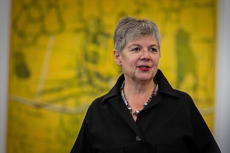 Kulturamtsleiterin und Kunsthallenchefin Andrea Brandl: Sie plant eine Ausstellung weniger ein. Kulturamtsleiterin und Kunsthallenchefin Andrea Brandl: Sie plant eine Ausstellung weniger ein.