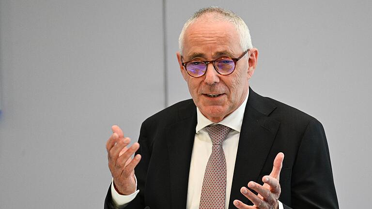 DIHK-Präsident Peter Adrian       -  Ist ebenfalls skeptisch: DIHK-Präsident Adrian. (Archivbild)