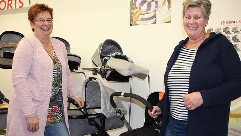 Die Steigner Babywelt schließt im Februar. Im Bild (von links) Mitarbeiterin Andrea Eckstädt und Inhaberin Anke Steigner.