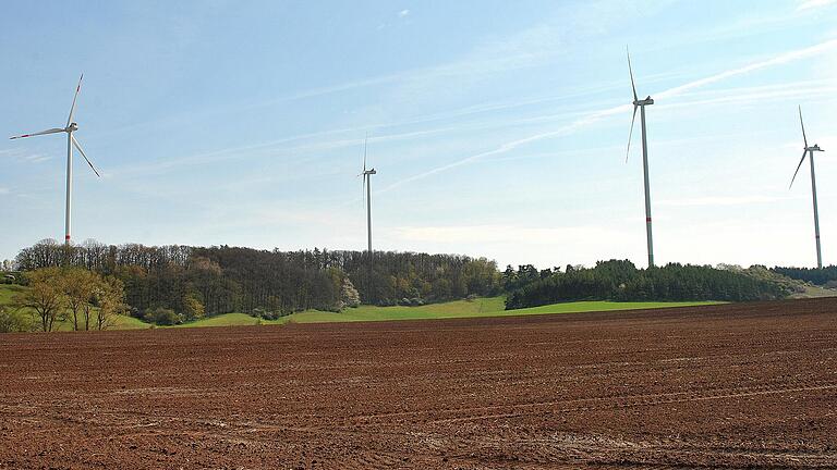 Wülfershäuser Bürger wurden über den geplanten Windpark 'Bildhäuser Forst' informiert.