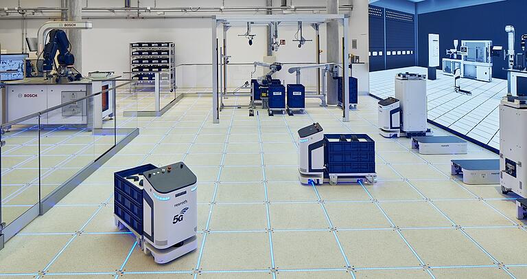 In dem neuen Ulmer Zentrum fahren solche Transportroboter testweise auf einem 'intelligenten Boden'. In dem neuen Ulmer Zentrum fahren solche Transportroboter testweise auf einem 'intelligenten Boden'.
