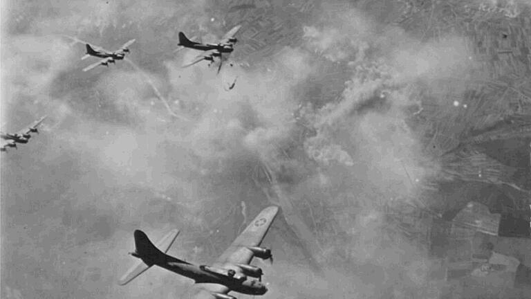 'Black Thursday' am 14. Oktober 1943: Über Schweinfurt tobt der Luftkrieg 'Black Thursday' am 14. Oktober 1943: Über Schweinfurt tobt der Luftkrieg