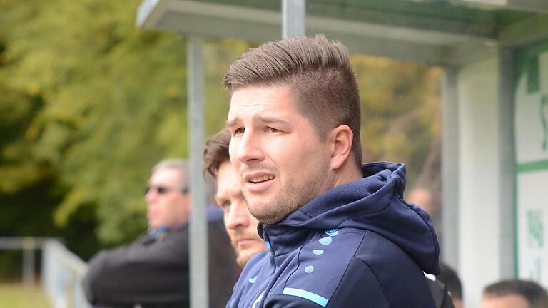 Bleibt Chefcoach beim ASV Rimpar: Marcel Heck Bleibt Chefcoach beim ASV Rimpar: Marcel Heck