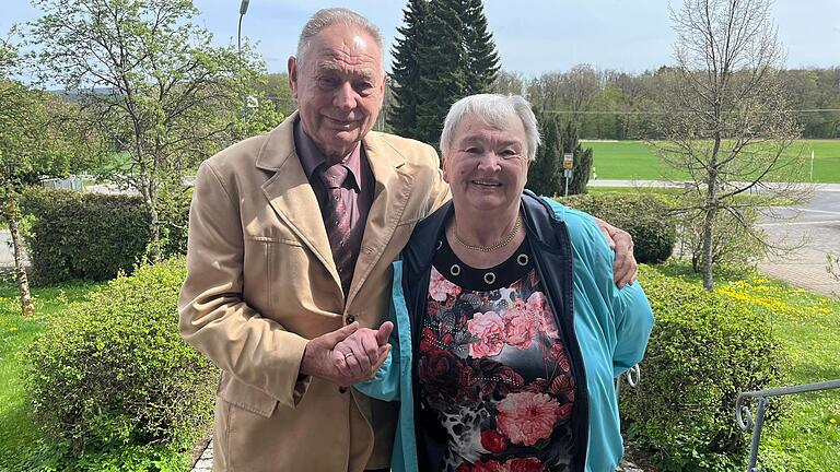 Helga und Albin Hartmann sind seit 60 Jahren verheiratet. Helga und Albin Hartmann sind seit 60 Jahren verheiratet.