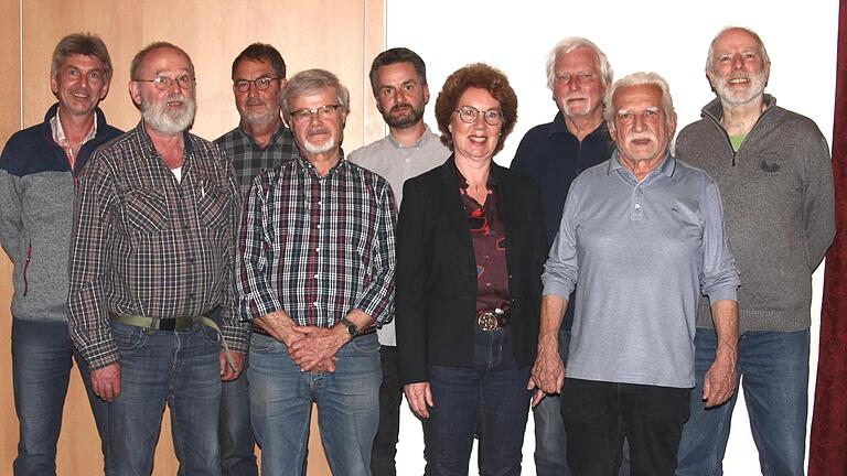 Mit diesem neuen Vorstand blickt die BN-Kreisgruppe Haßberge in die Zukunft (von links): Regionalreferent Steffen Jodl, Otto Elsner, Harald Amon, Alexander Hippeli, Christian Wagner, Stellvertreterin Stephanie Meisner, Ehrenvorsitzender Jörg Röder, Vorsitzender Klaus Mandery und Ludwig Rehm. Mit diesem neuen Vorstand blickt die BN-Kreisgruppe Haßberge in die Zukunft (von links): Regionalreferent Steffen Jodl, Otto Elsner, Harald Amon, Alexander Hippeli, Christian Wagner, Stellvertreterin Stephanie Meisner, Ehrenvorsitzender Jörg Röder, Vorsitzender Klaus Mandery und Ludwig Rehm.