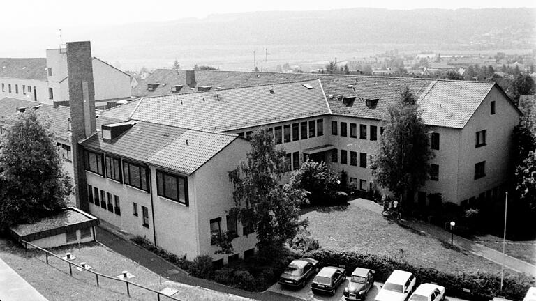 Das früher Hammelburger Kreiskrankenhaus ist um das Jahr 2007 dem Neubau der Rhön-Klinikum AG gewichen&nbsp;