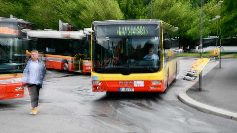 Symbolbild: Bus in Würzburg