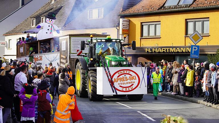 Der Gaudiwurm zog vergangenes durch die Straßen von Arnstein. Auch in diesem Jahr wird es einen Faschingszug geben.