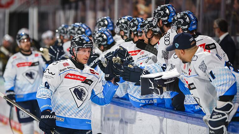 Nürnberg Ice Tigers - ERC Ingolstadt       -  Unter anderem Myles Powell spielt auch kommende Saison beim ERC Ingolstadt.