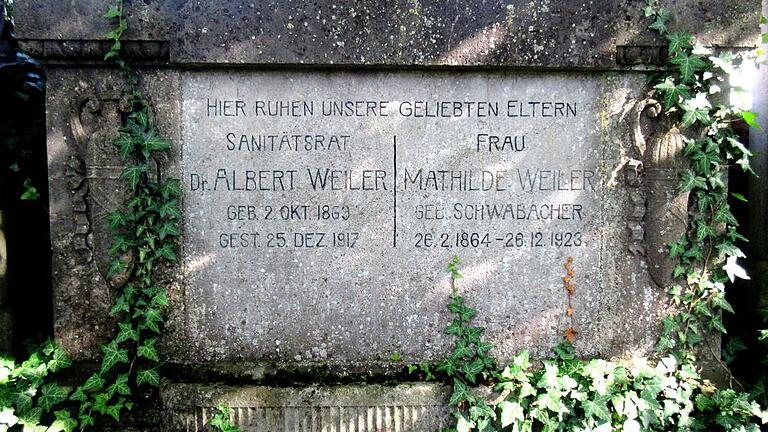 Das Grab auf dem jüdischen Friedhof besteht bis heute. Foto: Andreas Mettenleiter