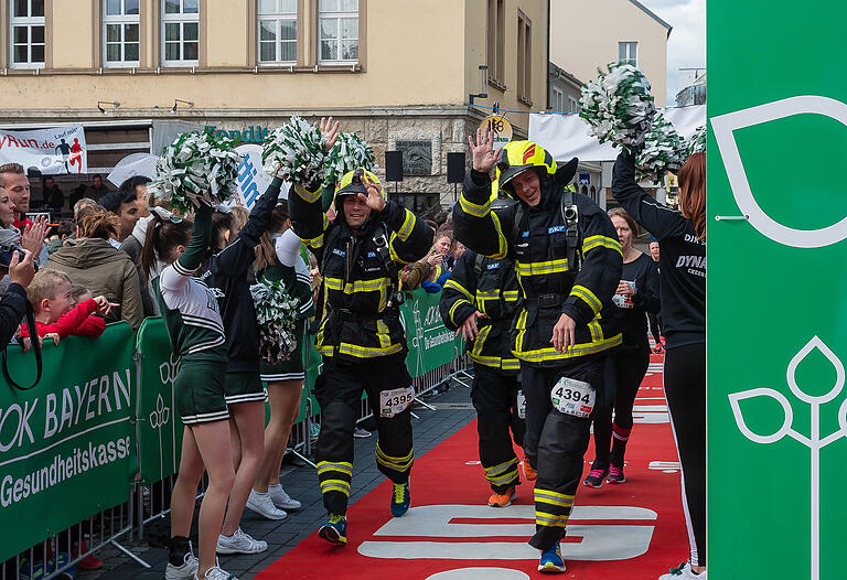 5,2 Kilometer in voller Montur: Feuerwehrler von SKF.