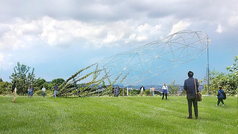 Seniorenwohnanlage Reichenberg       -  In der zweiten Phase ranken sich erste Hopfenpflanzen um die Installation.