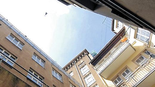 Justitia entscheidet über Hochhaus