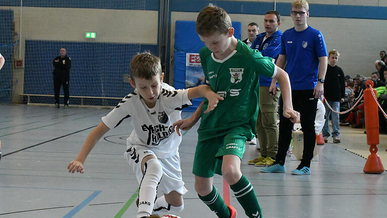 Dreikönigsturnier Reiterswiesen       -  Impressionen vom Dreikönigsturnier des TSV Reiterswiesen in der Bad Kissinger Bayernhalle.