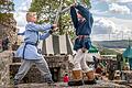 Einmal wie ein echter Ritter fühlen durften sich viele Jungen und Mädchen, die mit ihren Eltern zum Burgfest gekommen waren.