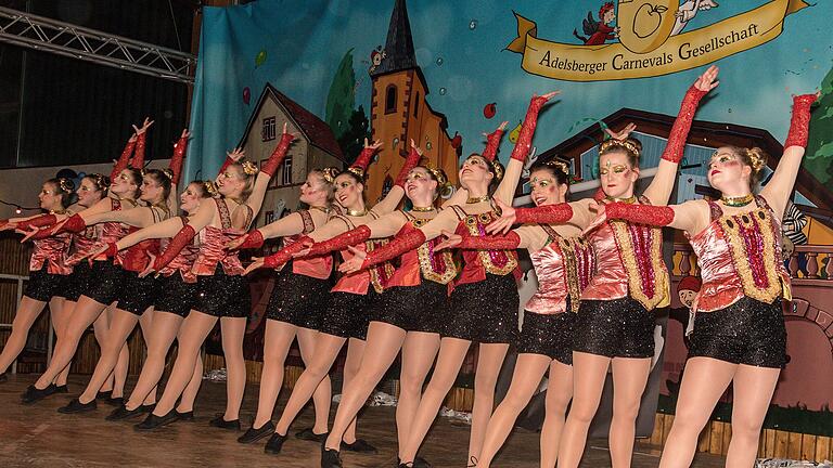 Mit ihrer ersten Showtanzparty fand die ACG Adelsberg großen Anklang bei den Gästen des Abends.
