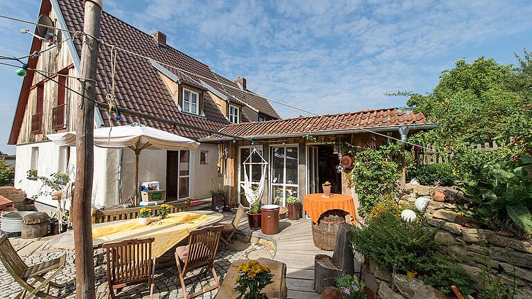 Ein energetisch saniertes Haus in Euerbach: Die Innenentwicklung bleibt ein Schwerpunktthema der Interkommunalen Allianz Oberes Werntal. Ein energetisch saniertes Haus in Euerbach: Die Innenentwicklung bleibt ein Schwerpunktthema der Interkommunalen Allianz Oberes Werntal. 