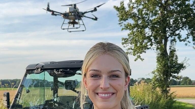 Auf ihren Social-Media-Kanälen postet die 27-jährige Agrar-Influencerin Marie Hoffmann fast täglich. Sie nimmt die Menschen gern mit auf den Acker oder auch mal in den Stall. Auf ihren Social-Media-Kanälen postet die 27-jährige Agrar-Influencerin Marie Hoffmann fast täglich. Sie nimmt die Menschen gern mit auf den Acker oder auch mal in den Stall.