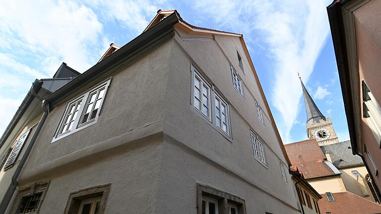 Im Mesnerhaus in der Ochsenfurter Pfarrgasse blieb die Baustruktur aus dem 16. Jahrhundert in großen Teilen bis heute erhalten.&nbsp;