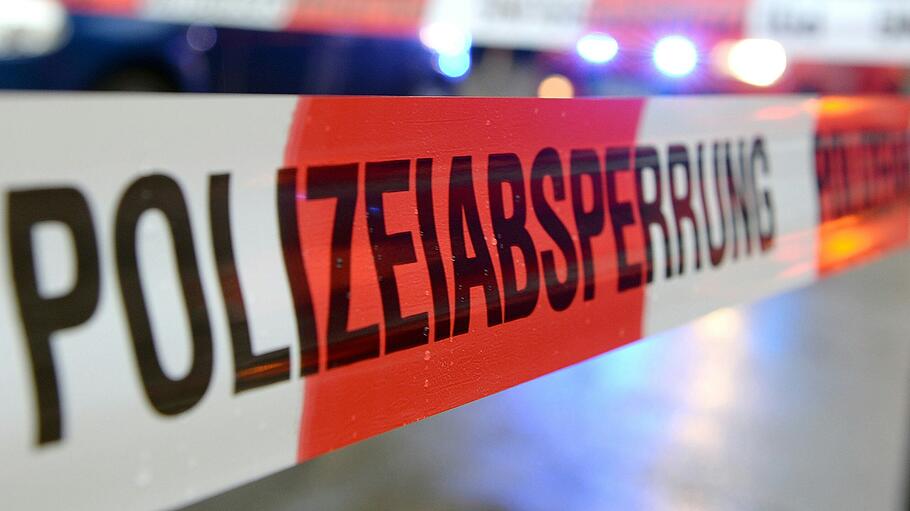 In Hammelburg wurde eine tote Frau gefunden. In Hammelburg wurde eine tote Frau gefunden.