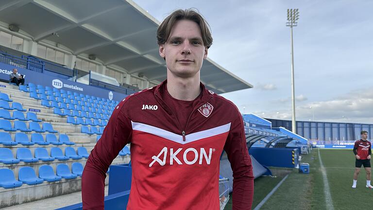 Kickers-Neuzugang Lado Akhalaia ist mit 21 Jahren schon ganz schön herumgekommen in der Fußball-Welt. Kickers-Neuzugang Lado Akhalaia ist mit 21 Jahren schon ganz schön herumgekommen in der Fußball-Welt.