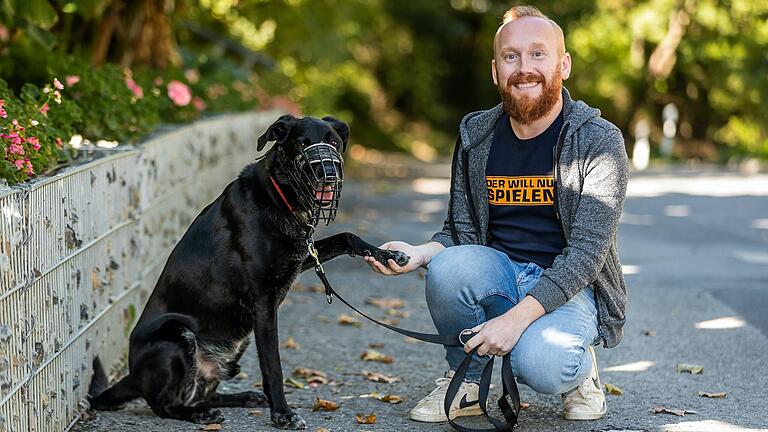 Maxim Iochim, Tierpfleger des Tierheims Würzburg, macht sich selbstständig.