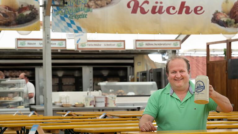 Der neue Schweinfurter Volksfestwirt Christian Papert (45) leitet zusammen mit seinem Onkel den Festzeltbetrieb Papert aus Bechofen im Landkreis Ansbach.