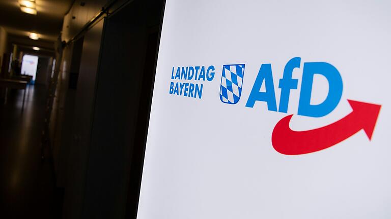 Weitere AfD-Abgeordnete im bayerischen Landtag sind in den Fokus von Ermittlungen geraten. Weitere AfD-Abgeordnete im bayerischen Landtag sind in den Fokus von Ermittlungen geraten.
