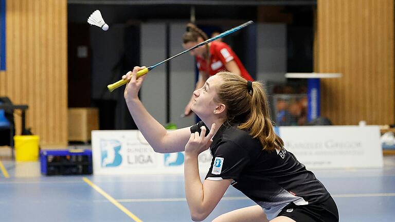 Lena Rumpold und ihr TV Marktheidenfeld schoben sich auf Tabellenplatz zwei der 2. Badminton-Bundesliga Süd vor.