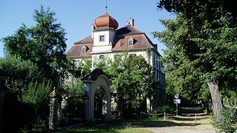 Im Gebäude des ehemaligen Amtsgerichts der mittelfränkischen Steigerwaldgemeinde Scheinfeld wird nach Beschluss des Naturparks Steigerwald das Naturparkzentrum entstehen.