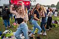 Lebensfreude und Freude am Tanzen: Besucherinnen beim Auftritt von Moop Mama auf dem Kessler Field.