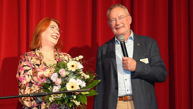 Heribert Zeller, Vorsitzender des Hospizvereins Main-Spessart, dankte&nbsp;Frey für den humorvollen und berührenden Abend.