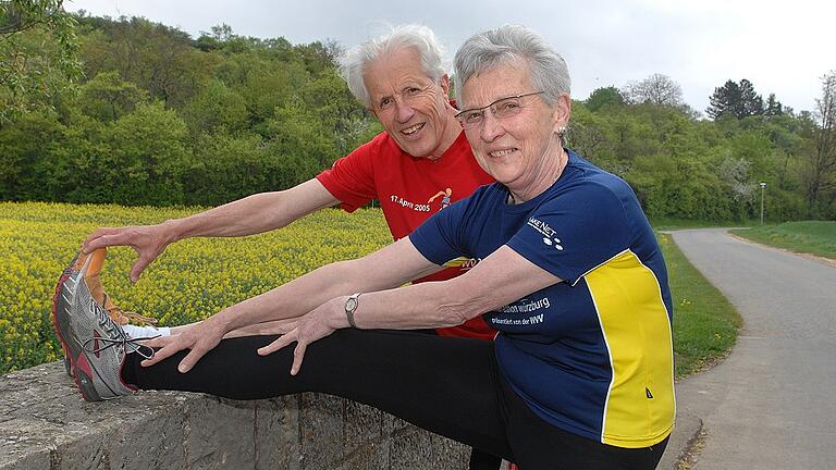 Lothar und Helga Wolz aus Estenfeld (Lkr. Würzburg) begannen erst jenseits der 50 mit dem Laufen.