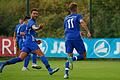 Jeffrey Karl (links) und Jens Müller jubeln. Beide haben zusammen fast zwei Drittel der bisherigen Tore der SG Randersacker erzielt. Karl führt seine Mitspieler in den letzten sieben Kreisliga-Spielen auf dem Platz, unterstützt von Thomas Hess an der Seitenlinie.