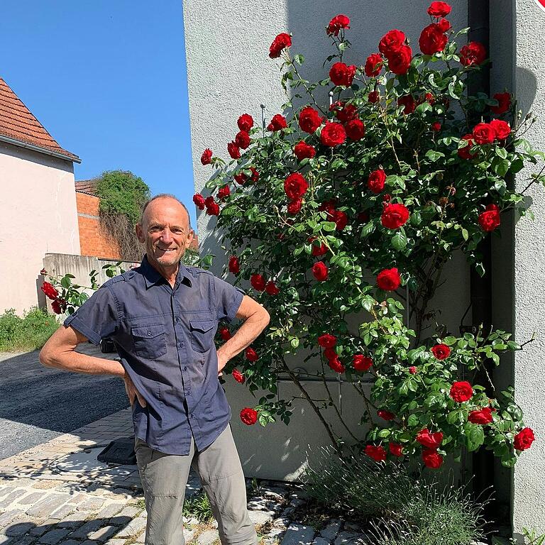 Christoph Pflaums ganzer Stolz sind seine Rosen mitten in der Altstadt von Königsberg.