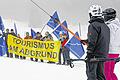 Widerstand: Schon vor zwei Jahren protestierten Umweltschützer auf einer Skipiste am Sudelfeld bei Bayrischzell gegen das Verwenden von Beschneiungsanlagen und Schneekanonen.