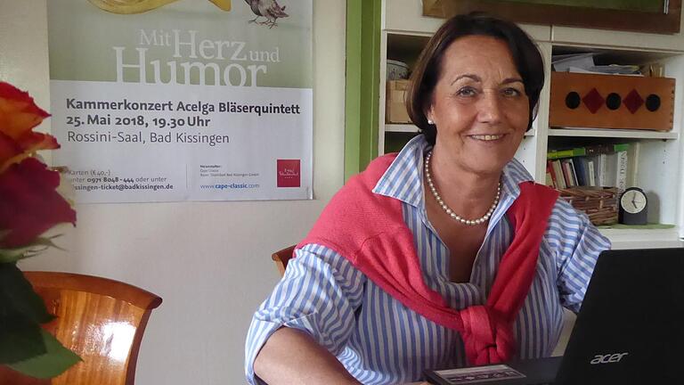 Gabi Zahn organisiert Benefizkonzerte, deren Erlös afrikanischen Kindern zugutekommt. Foto: Thomas Ahnert - Gabi Zahn organisiert Benefizkonzerte, deren Erlös afrikanischen Kindern zugutekommt. Foto: Thomas Ahnert Gabi Zahn organisiert Benefizkonzerte, deren Erlös afrikanischen Kindern zugutekommt. Foto: Thomas Ahnert - Gabi Zahn organisiert Benefizkonzerte, deren Erlös afrikanischen Kindern zugutekommt. Foto: Thomas Ahnert