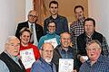 Die Eigenheimer ehrten treue Mitglieder (von links): vorne Rudolf Stephan, Karl-Heinz Röhner, Vorsitzender Hans Jarausch, mittlere Reihe Sybille Haupt, Brigitte Moritz, Otto Grätz, Klaus Werner, hintere Reihe Landesvorstandsmitglied Georg Grembler, stellvertretender Vorsitzender Tino Haupt und Udo Öser.