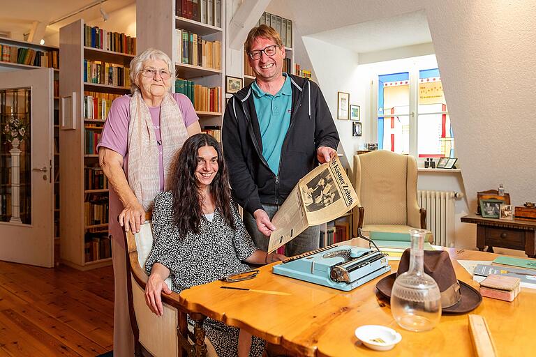 Die Gründerin Gunda Fleischhauer mit Eva-Maria Hoffart und Vorstand Gerald Möhrlein.
