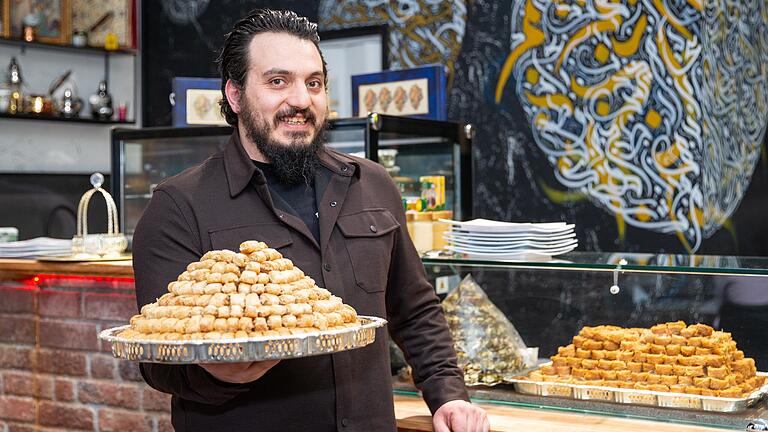 'Firas levantinische Küche' hatte im März als Ergänzung zu dem Feinkostladen in der Erthalstraße in Würzburg eröffnet.