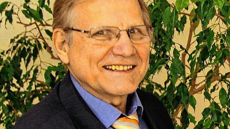 Georg Klose - Georg Klose, ehemaliger Chefarzt der Helios-Klinik Volkach, feiert am Donnerstag seinen 70. Geburtstag. Er entwickelte die Klinik zum Zentrum für minimalinvasive Chirurgie. Georg Klose - Georg Klose, ehemaliger Chefarzt der Helios-Klinik Volkach, feiert am Donnerstag seinen 70. Geburtstag. Er entwickelte die Klinik zum Zentrum für minimalinvasive Chirurgie.