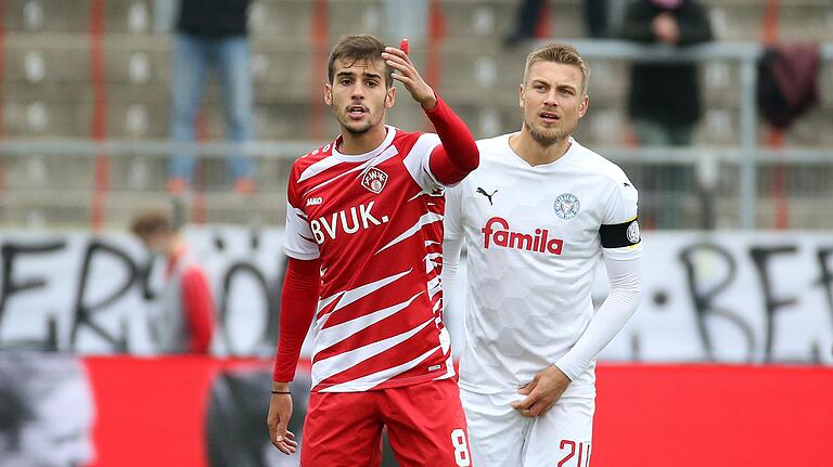 Im Kickers-Sturm bislang noch mit wenig Einsatzminuten: Vladimir Nikolov Im Kickers-Sturm bislang noch mit wenig Einsatzminuten: Vladimir Nikolov