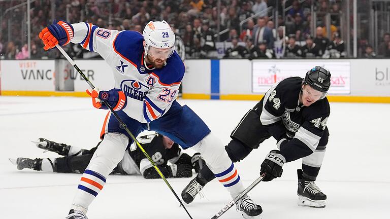 Los Angeles Kings - Edmonton Oilers - Leon Draisaitl leitete die Führung für Edmonton ein, verlor mit den Oilers aber noch. Los Angeles Kings - Edmonton Oilers - Leon Draisaitl leitete die Führung für Edmonton ein, verlor mit den Oilers aber noch.