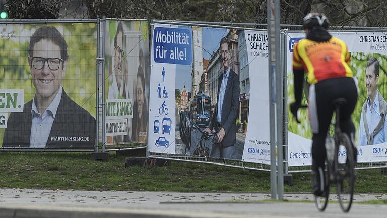 Der Wahlkampf in Unterfranken geht in den Endspurt. Das Bild zeigt Plakate am Willy-Brandt-Kai in Würzburg.