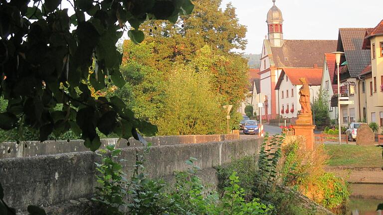 Die alte Sinnbrücke in Schaippach soll erhalten bleiben.