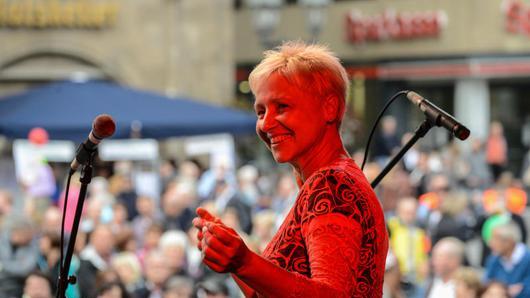 Die Gruppe Solid Ground eröffnete am Freitag (13.9.13) das 25 Würzburger Stadtfest musikalisch.