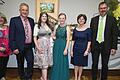 Das Bild zeigt von links Beate Glotzmann, Michael Wolf, Eva Barth, Sophia Kundmüller, Bettina Bärmann und Martin Pfrang.