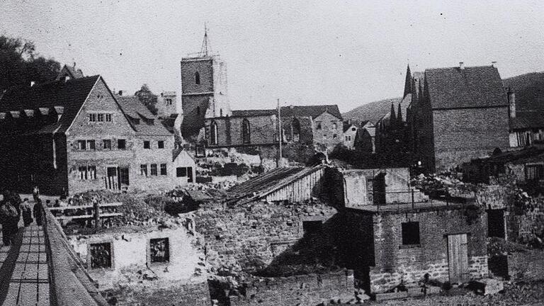 Die Zerstörung ist noch allgegenwärtig: Gemünden im April 1948.