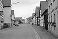 So sah Theinfelds  Dorfstraße  im Jahr 1 994 aus.       -  So sah Theinfelds  Dorfstraße  im Jahr 1 994 aus.